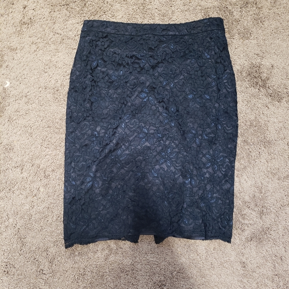 Jones new York lace pencil skirt navy size 6
